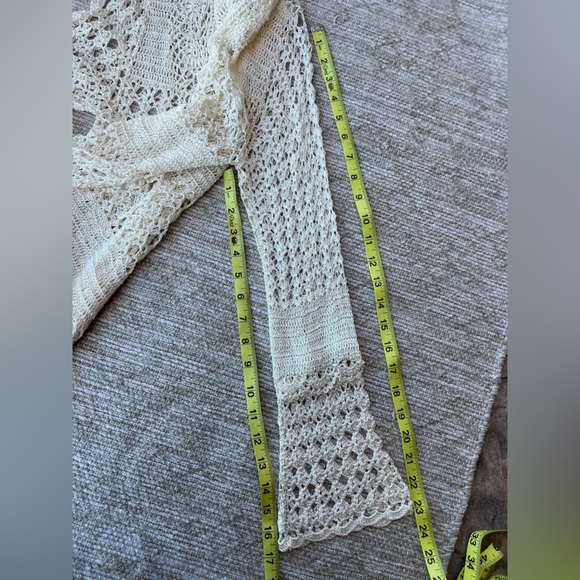 Crochet Cream Cardigan feminine top Small Med - Picture 9 of 11